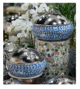 Fregona de madera de mango de estilo árabe, cuenco de Metal con incrustaciones para servir postres o almacenar alimentos para Ramadán Eid o bodas - Product Image 5