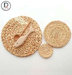 HIGH QUALITY Water Hyacinth Round <b>Placemat</b> - Product Image 2