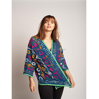Veste kimono vintage en georgette faite à la main en laine colorée brodée Phulkari, magnifique style bohème chic, motif floral unique, manteau pour femmes