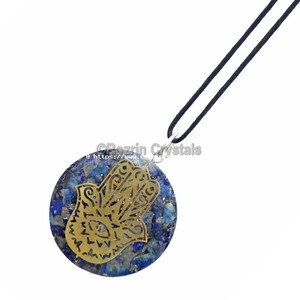 Grossiste de Hamsa avec pendentif Lapis Orgone: Hamsa avec pendentif Lapis Orgone à vendre - Product Image 1