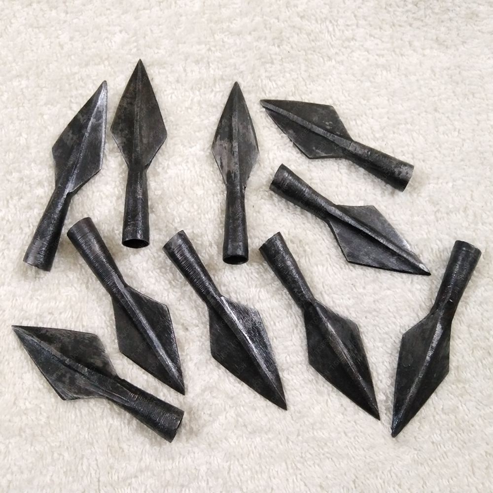 Medieval Arrowhead Barbed - Sword Hanging Buckle Fitting