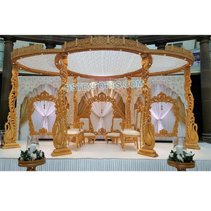 Ensemble de mandap de mariage en bois de conception nouvelle, sculpté à la main, motif paon, mandap royal en bois pour mariage en Australie - Product Image 1