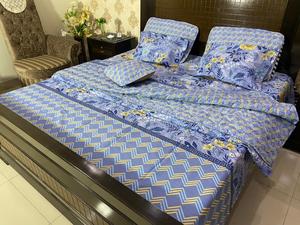 ชุดเครื่องนอนผ้าฝ้าย100% 200TC ลายดอกไม้7ชิ้นเป็นมิตรกับสิ่งแวดล้อมและได้รับการรับรองจาก Oeko-Tex ป้องกันการบุผ้าสำหรับใช้ในห้องนอนห้องนั่งเล่น - Product Image 3