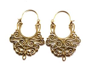 Pendientes de aro de latón indio, pendientes de gota de agua, aretes de oro - Product Image 3