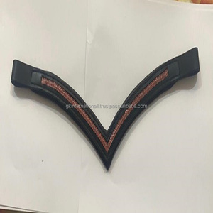 2 rangées de cristaux étincelants rouges, chaîne de diamant, canal vide, entièrement cousu et rembourré, bande de sourcils de cheval en cuir, vente en gros - Product Image 1