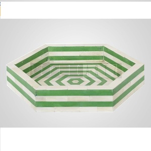 Plateau de service décoratif en bois hexagonal |   Organisateur de présentation multifonctionnel Art Déco, centre de table, décoration d'intérieur, idéal pour un cadeau - Product Image 1