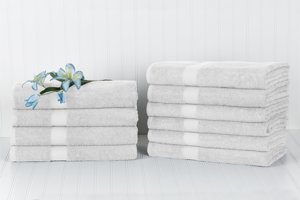 Serviette de bain 100% coton personnalisée OEM séchage rapide et jetable grande taille carrée couleur unie Dobby Border 600gsm hôtel utilisation en gros - Product Image 5