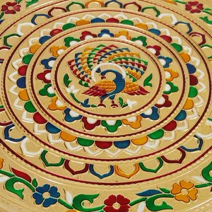 GRANDE GOLDEN PEACOCK PROGETTATO IN OTTONE MEENAKARI PIATTO DECORATIVO/PUJA THALI-GOLDEN MEENA (12 "x 12" x 0.5 "POLLICI)