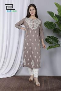 Kurti en soie lisse avec broderie, costume de guerre indien dupatta, vêtement d'extérieur brodé, nouvelle collection - Product Image 5