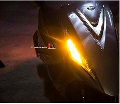 สีเหลืองอำพัน