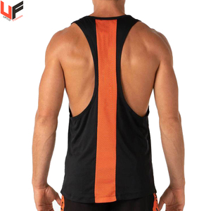 Camiseta deportiva de manga corta para hombre, camiseta con logotipo personalizado impreso, ropa interior hecha en Pakistán - Product Image 3