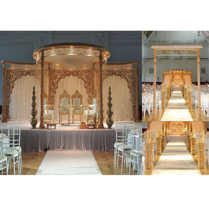 Mandap de Madera para Bodas Gujarati, Mandap de Madera Tallada de Lujo para Bodas en Londres, Mandap de Madera de Diseño Especial para Bodas en Canadá - Product Image 1