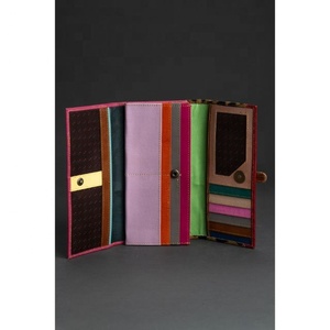 Funda protectora de pasaporte con estampado de billetera de viaje de cuero genuino LW en Negro, Rosa, amarillo, Funda de cuero duradera para pasaporte - Product Image 5