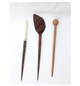 Palillos de madera hechos a mano - Product Image 1