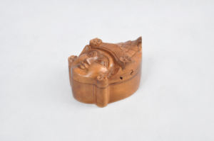 Bali fait à la main en bois sculpté boîte à bijoux conception personnalisée boîte à bagues stockage pour colliers emballés dans un carton - Product Image 3