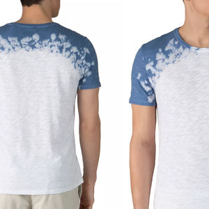 Camiseta blanca cómoda de cuello redondo, estilo casual, con diseño personalizado OEM, teñida con técnica tie-dye, para niños. - Product Image 6