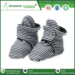 Bottines pour bébé Zutano en coton biologique à taille personnalisée pour l'hiver marque privée chaussons pour nouveaux-nés chaussons pour bébés filles en coton biologique OEM - Product Image 6