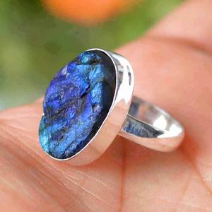 Cabochons de Labradorite violette formes de pierre Druzy Agate de lune et breloques de canal pour la fabrication de bijoux de mariage Labradorite brute Jaipur - Product Image 3