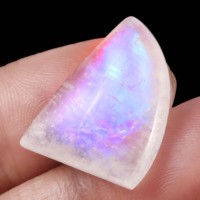 Pierre précieuse naturelle de pierre de lune arc-en-ciel certifiée IGI, qualité AA/AAA, bijoux avec coupe CABOHON