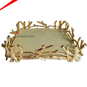 Plateau de service rectangulaire en métal doré, de haute qualité, écologique avec décor, plateau de service pour le mariage, 1 pièce - Product Image 1