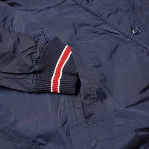 เสื้อแจ็กเก็ตนักบินผ้าซาตินมีกระดุมสไตล์เท่เสื้อแจ็กเก็ตมืออาชีพทีมเบสบอลทีมโรงเรียนผ้าซาตินติดโลโก้ตามสั่ง - Product Image 4