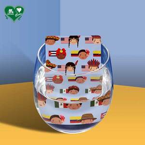 ชุดการ์ดเล่นเพื่อการศึกษา 3 in 1 ลายธงชาติอเมริกันแบบดั้งเดิม พร้อมชุดเสื้อผ้า (58x88 มม. 54 ใบ) สำหรับ 2-4 คน - Product Image 3