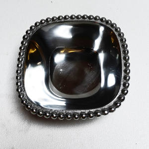 Bol en métal vintage bol en métal bronze forme ronde bol en métal décoratif de table de style vintage pour la maison et la cuisine - Product Image 3