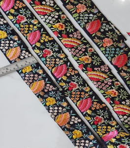 Hecho a medida, bordado a mano, abstracto, geométrico, indio Cintas en varios tamaños y colores para vestidos de boda - Product Image 6