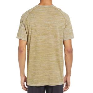 Camiseta ajustada con cuello redondo Camiseta verde oliva sin costuras Camiseta de rendimiento Camisetas superiores - Product Image 1