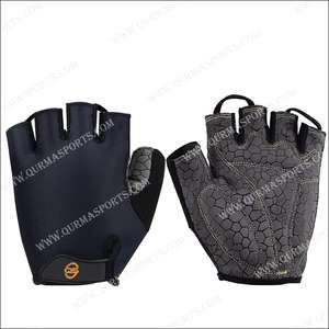 Guantes de entrenamiento ligeros transpirables de medio dedo para interior/exterior para hombres, levantamiento de pesas, gimnasia para mujeres, cuero de silicona - Product Image 5