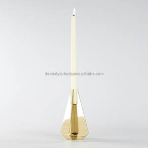 เชิงเทียนทองเหลืองแบบไขว้ - Product Image 1