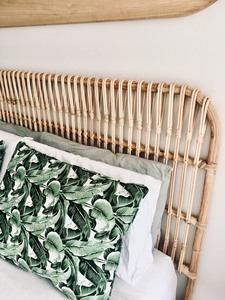 Cabecera de Cama Clásica de Ratán Puto de Vietnam - Product Image 2