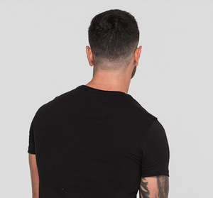 เสื้อยืดผู้ชายสีดำเฮฟวี่เวทมีสองชั้นแบบเรียบแขนสั้นออกแบบได้ตามต้องการ - Product Image 5