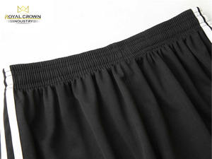 Großhandel Günstiger Preis Kinder Fußball Team Trikot Uniformen Kit Fußball Trikot Sets mit benutzer definierten Logo-Druck für Sport training - Product Image 3