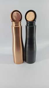 Bouteille d'eau de luxe en cuivre pur de haute qualité, différents styles, emballage haut de gamme, verres en plastique de meilleure qualité - Product Image 2