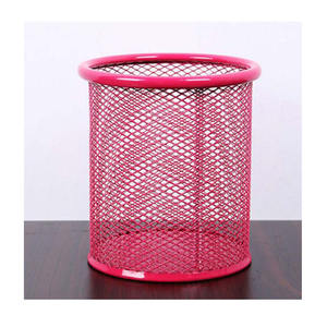 ที่ใส่ปากกาสำหรับนักเรียนโต๊ะตกแต่งทำจากเหล็กสีชมพู - Product Image 1