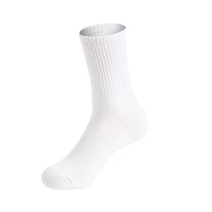 Chaussettes de sport antibactériennes à séchage rapide Inspire Apparel - 100% nylon, types genou et cheville, pour l'hiver, pour le basketball, le football et le yoga - Product Image 4
