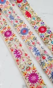 Cintas Bordadas de Grosgrain de Doble Cara Hechas a Medida en Hermosos Colores Brillantes para Primavera con Bordado de Puntos 100% Algodón - Product Image 3