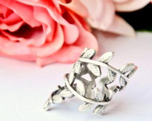 Bague florale unisexe en alliage de bohême plaqué argent, laiton, métal réglable, plaqué or, branche, feuille design, fête - Product Image 1