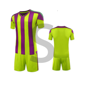 Tenues de football d'entraînement de nouvelle conception 2025, vêtements de sport, uniforme d'équipe de football pour adultes, vêtements de football, ensemble d'uniformes personnalisés - Product Image 5