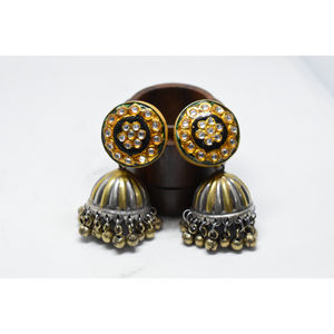 Dernière mode 2025, tendance, boucles d'oreilles jhumka en pierre de laiton faites à la main, finition mate, bicolore, pour filles et femmes - Product Image 1