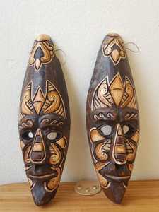 Tallado y Pintura de Caras en Madera - Product Image 5