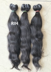 Cabello humano ondulado sin procesar indio crudo directamente del proveedor indio Extensión de cabello humano suave y suave virgen alineada con cutícula - Product Image 3