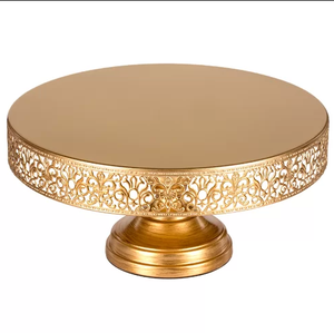 Vente en gros Support à gâteau en métal fait main personnalisé pour la décoration - Product Image 3