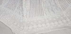 Diseñador Lehenga Choli Dupatta Set con detallado Allover Chikankari y Heavy Gota Patti Trabajo para fiestas Bodas y eventos - Product Image 3