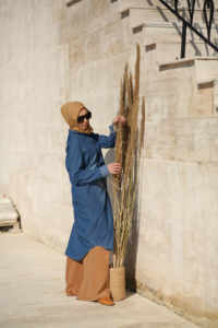 Conjunto de túnica vaquera de manga corta con fondo redondeado, vestido musulmán modesto, estilo islámico - Product Image 2