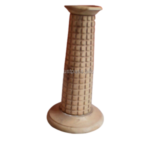 Portavelas de pilar de madera hecho a mano con acabado natural Diseño de linterna elegante para decoración del hogar Actividades religiosas Agregar encanto - Product Image 3