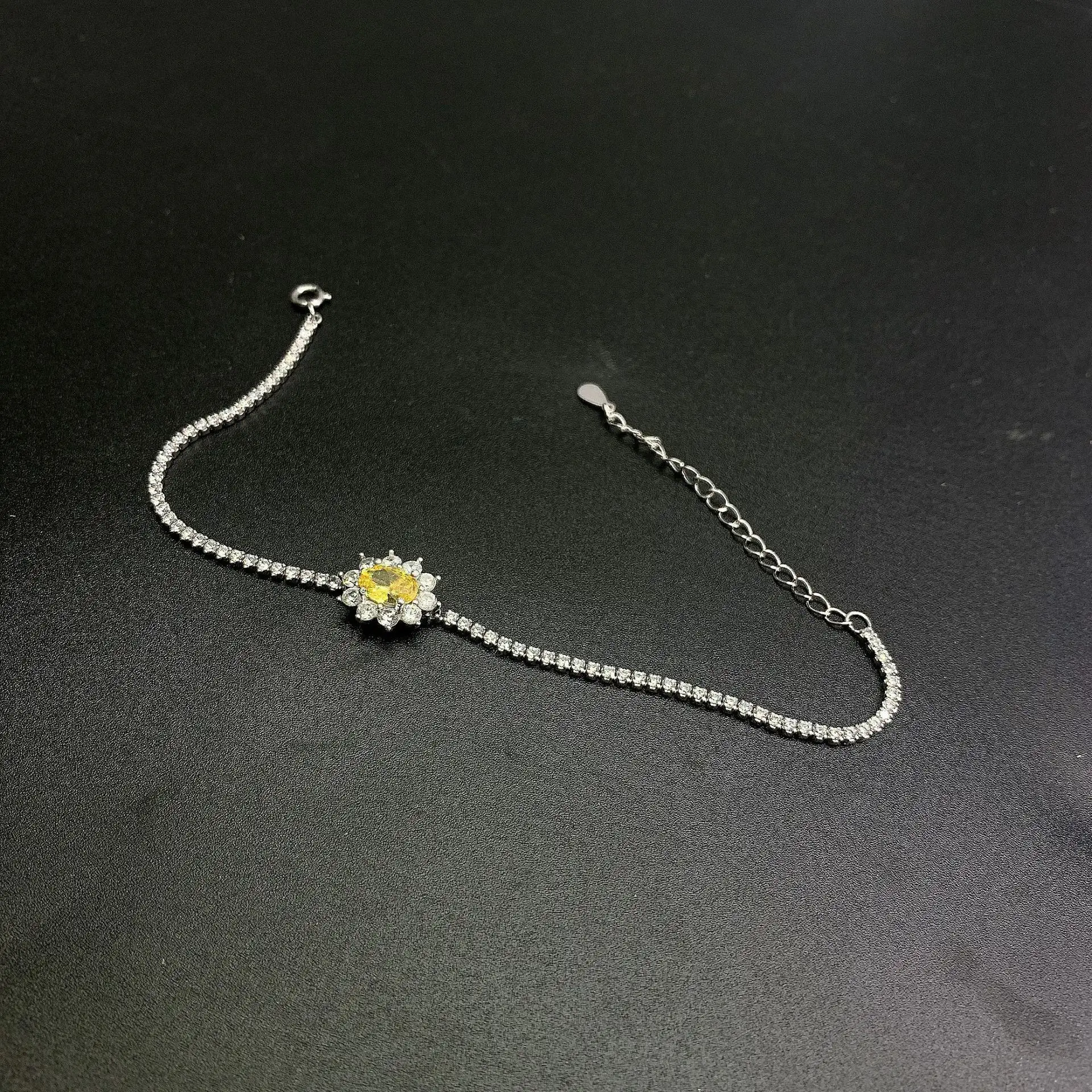 925 ayar gümüş bilezik simüle kristal çiçek yağmurda ayarlanabilir sevimli çiçek bilezik zinciri ile