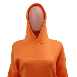 Conjunto Deportivo Unisex de Invierno 2025 para Mujer, Conjunto de Sudadera Lisa con Capucha, Chándales con Impresión Personalizada con Logotipo, Conjunto Deportivo de 2 Piezas para Mujer - Product Image 4