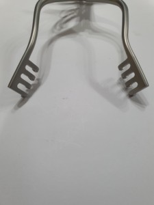 Rétracteurs manuels rétractables auto-fixants à 4 lames en acier, instruments chirurgicaux pour les oreilles, les yeux, le nez et la gorge - Product Image 6